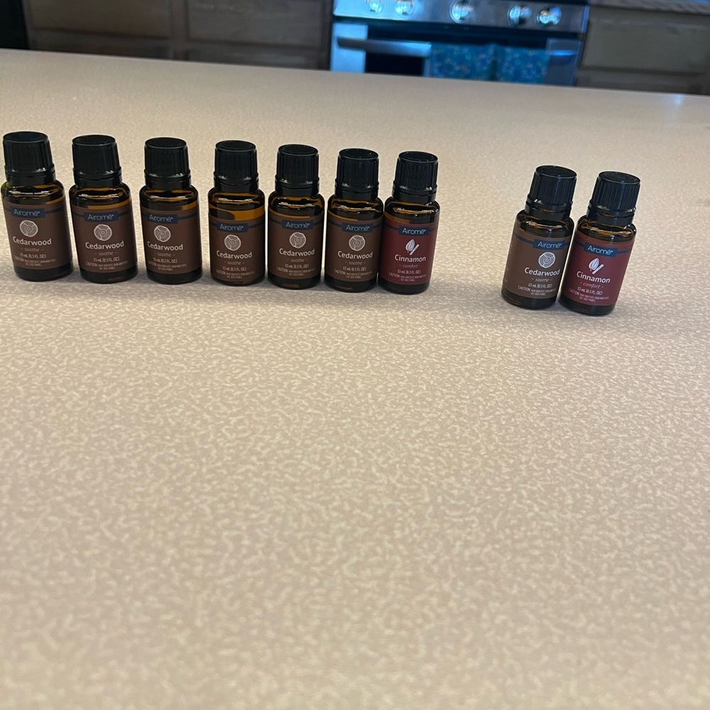 AIROME’ scented /Cedarwood and Cinnamon Essential Oils Set